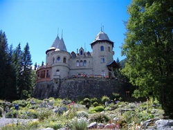 Castello Savoia, Gressoney-Saint-Jean